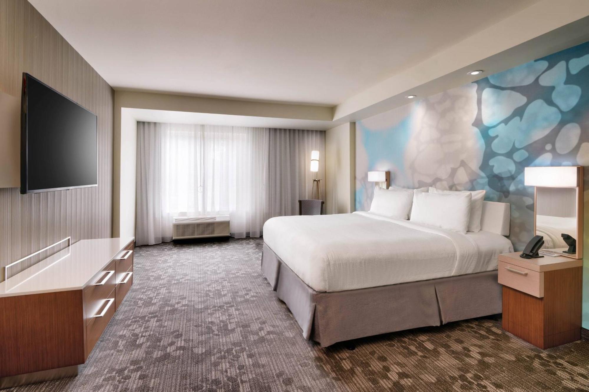 Courtyard By Marriott Atlanta Duluth Downtown Hotel Bagian luar foto