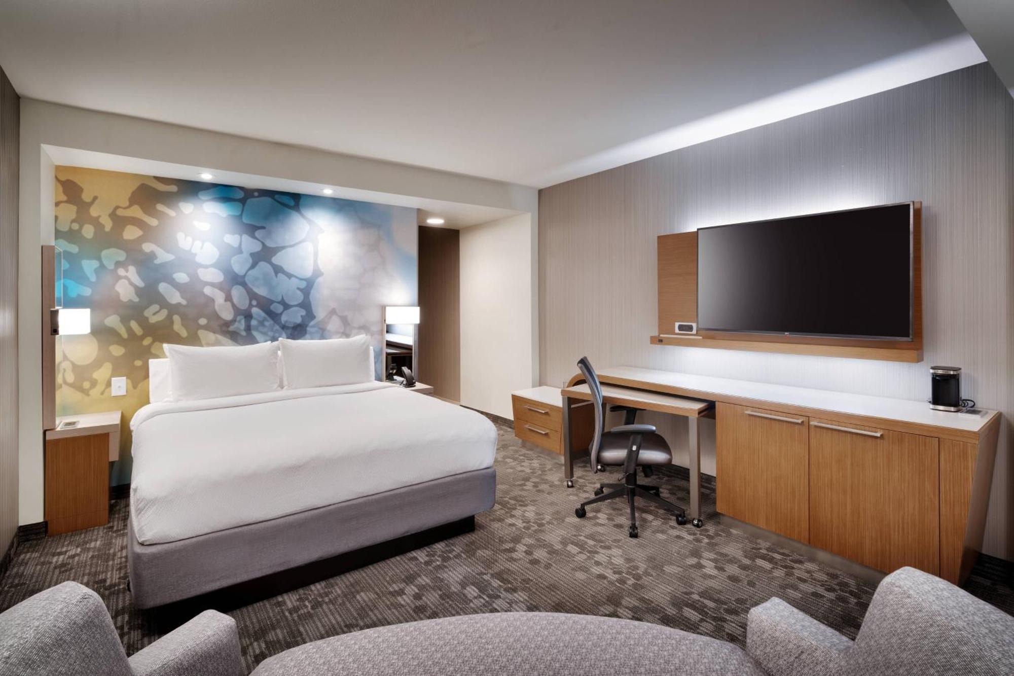 Courtyard By Marriott Atlanta Duluth Downtown Hotel Bagian luar foto